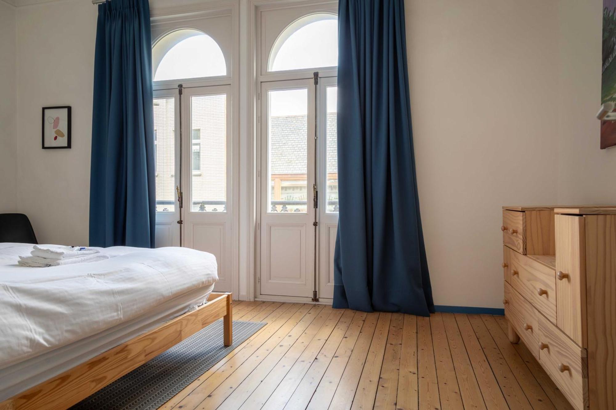 Spacious Belle Epoque House With Free Parking ออสเทนด์ ภายนอก รูปภาพ